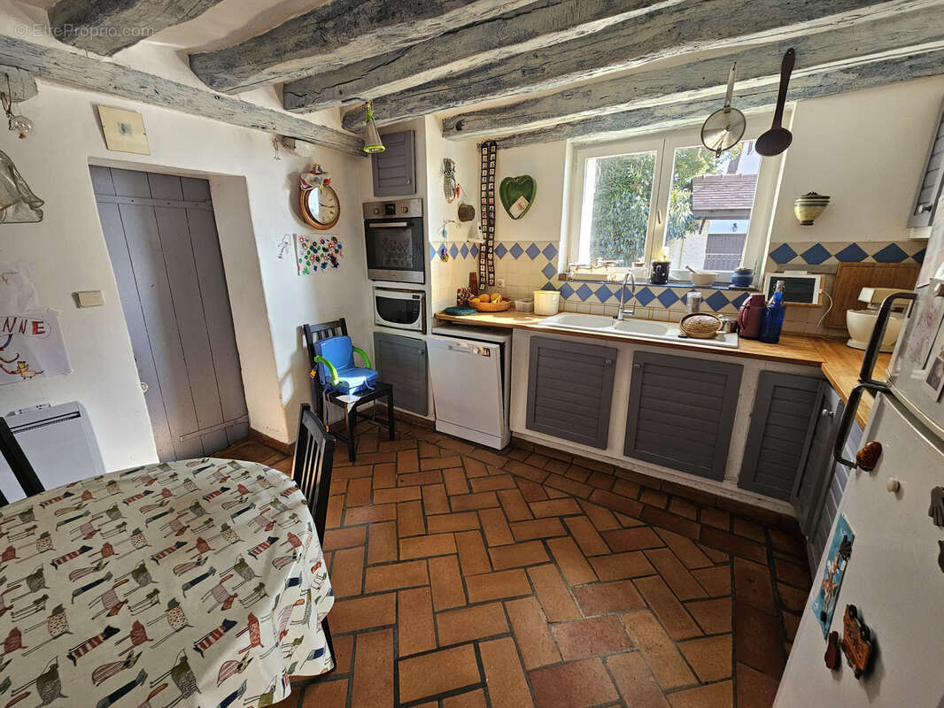 Maison à BRIIS-SOUS-FORGES