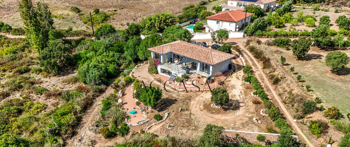 Maison à FIGARI
