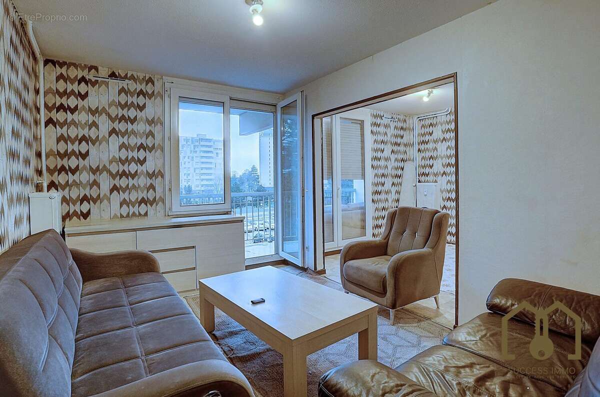 Appartement à VAULX-EN-VELIN