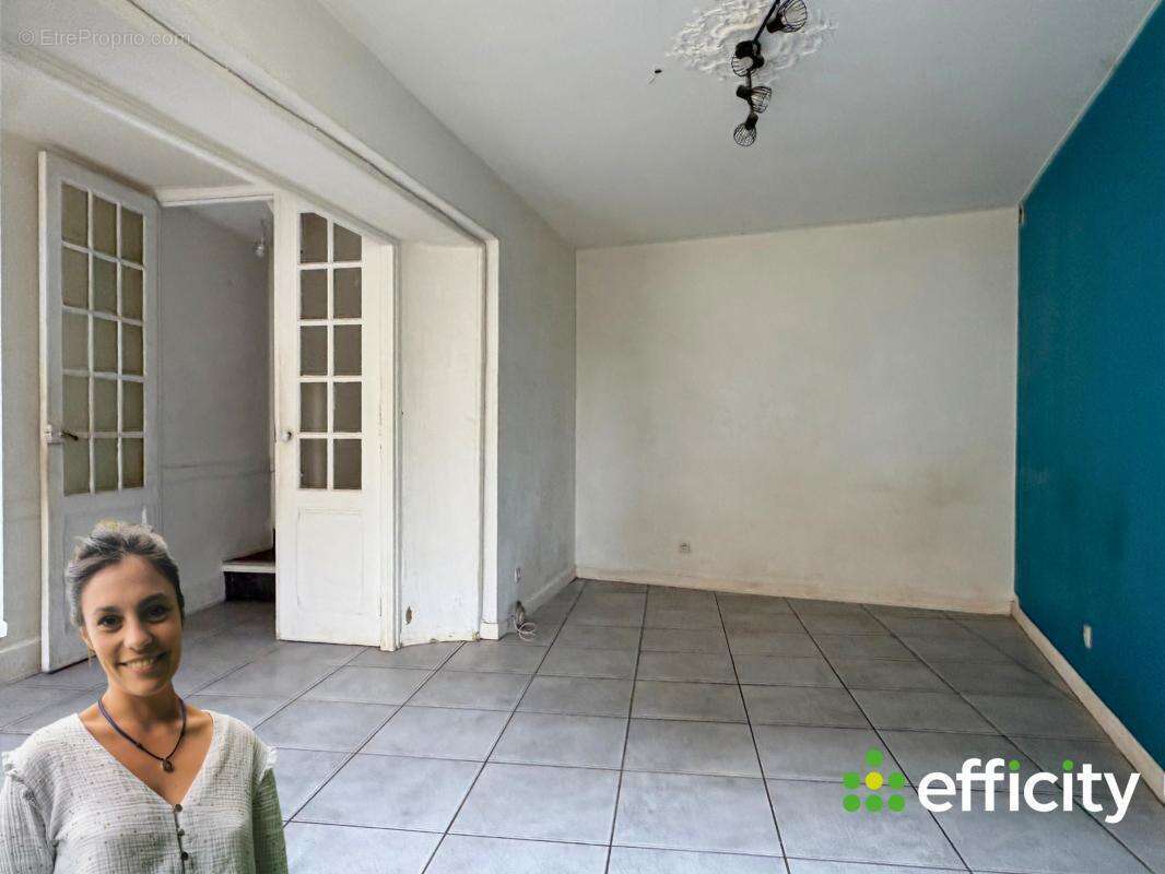 Maison à SURY-LE-COMTAL