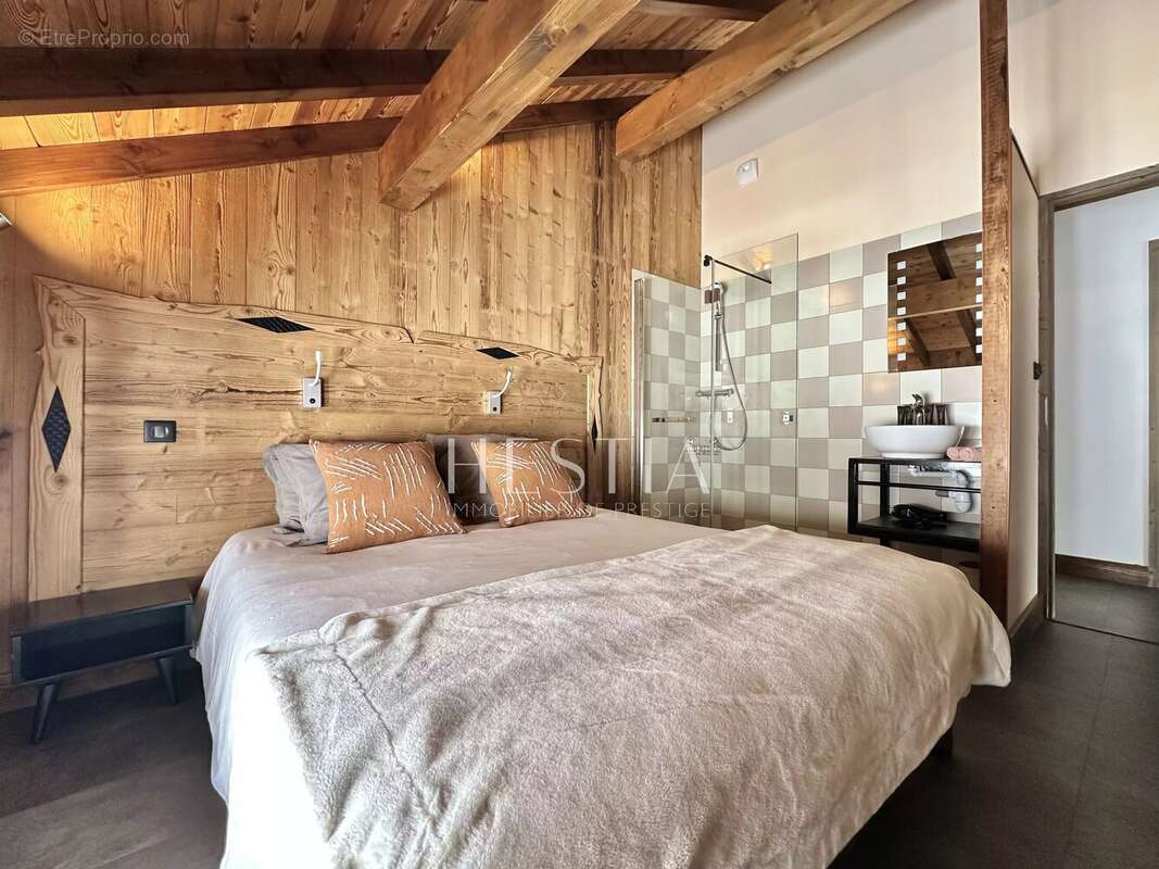Maison à LE CHATEL