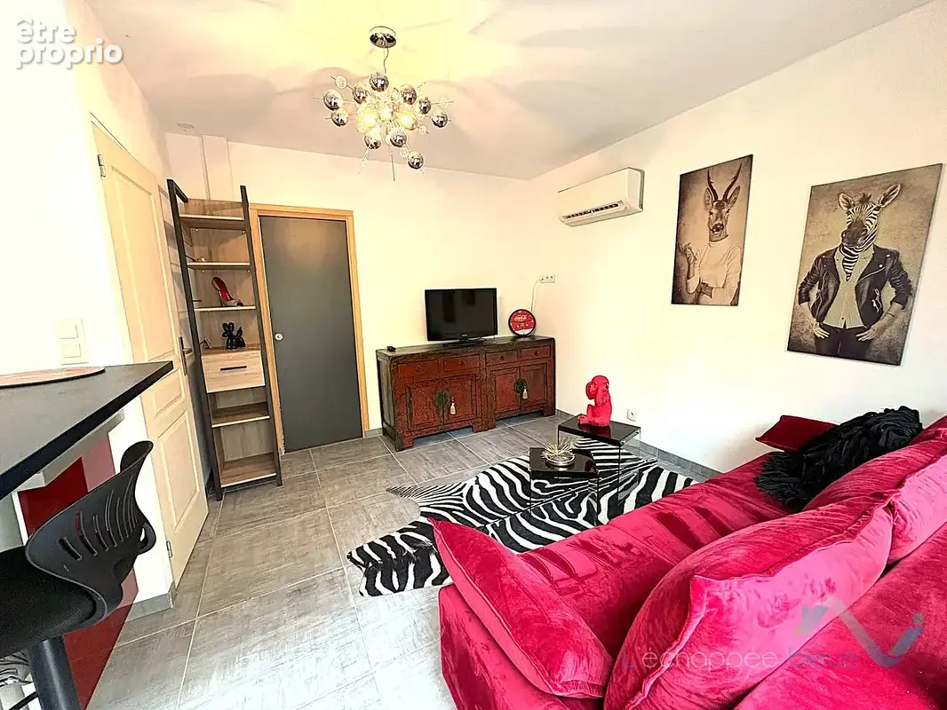 Vente maison T5 avec piscine sur un terrain d'environ 509m2 à Cogolin - photo 14