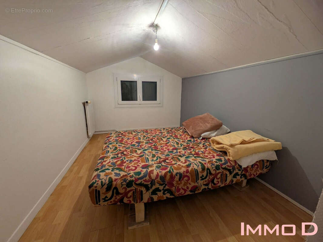 Maison à HADIGNY-LES-VERRIERES