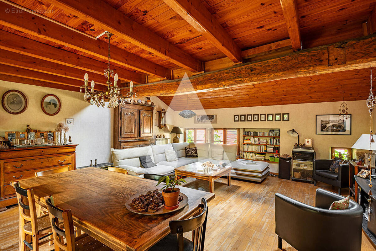 Maison à DOLAINCOURT