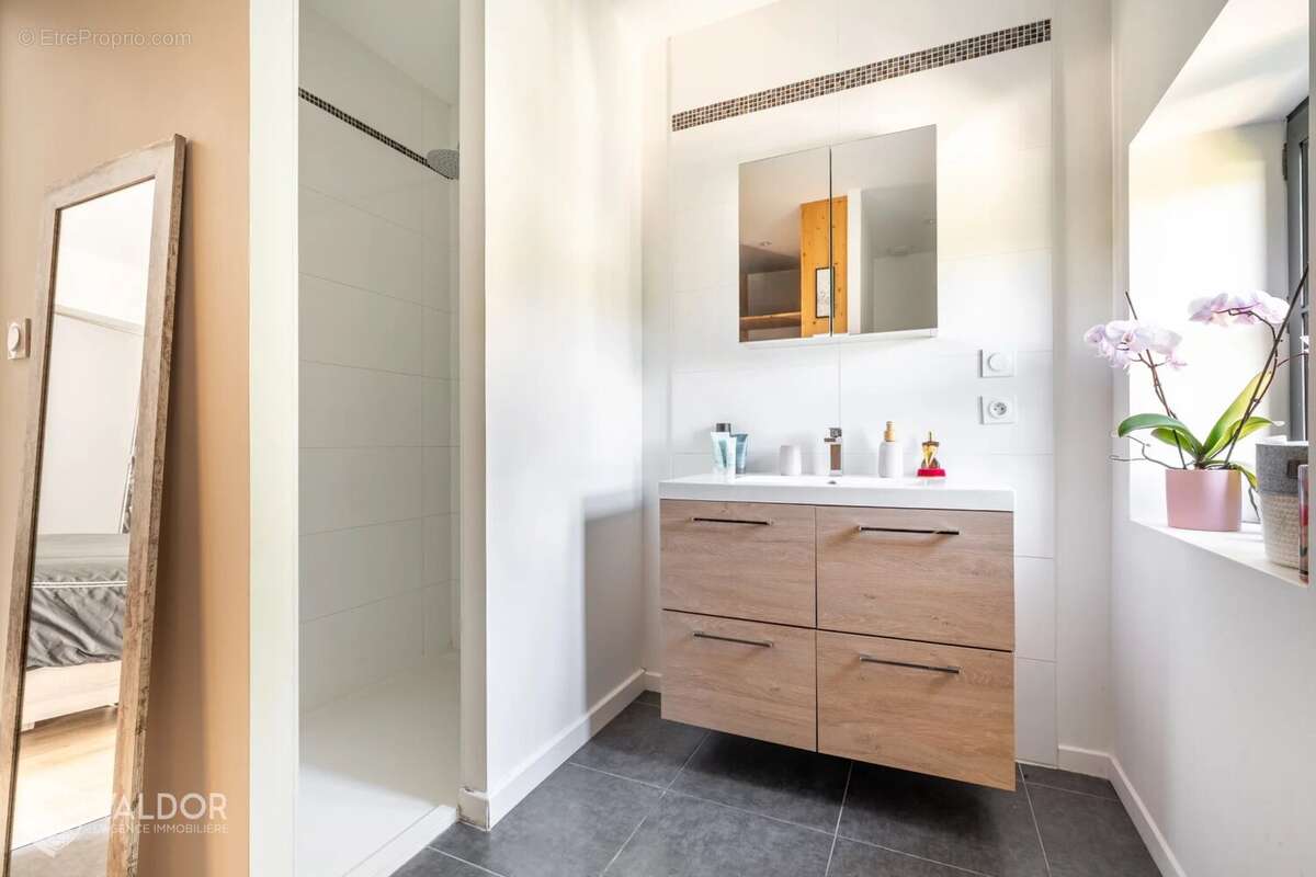 Appartement à ARNAS