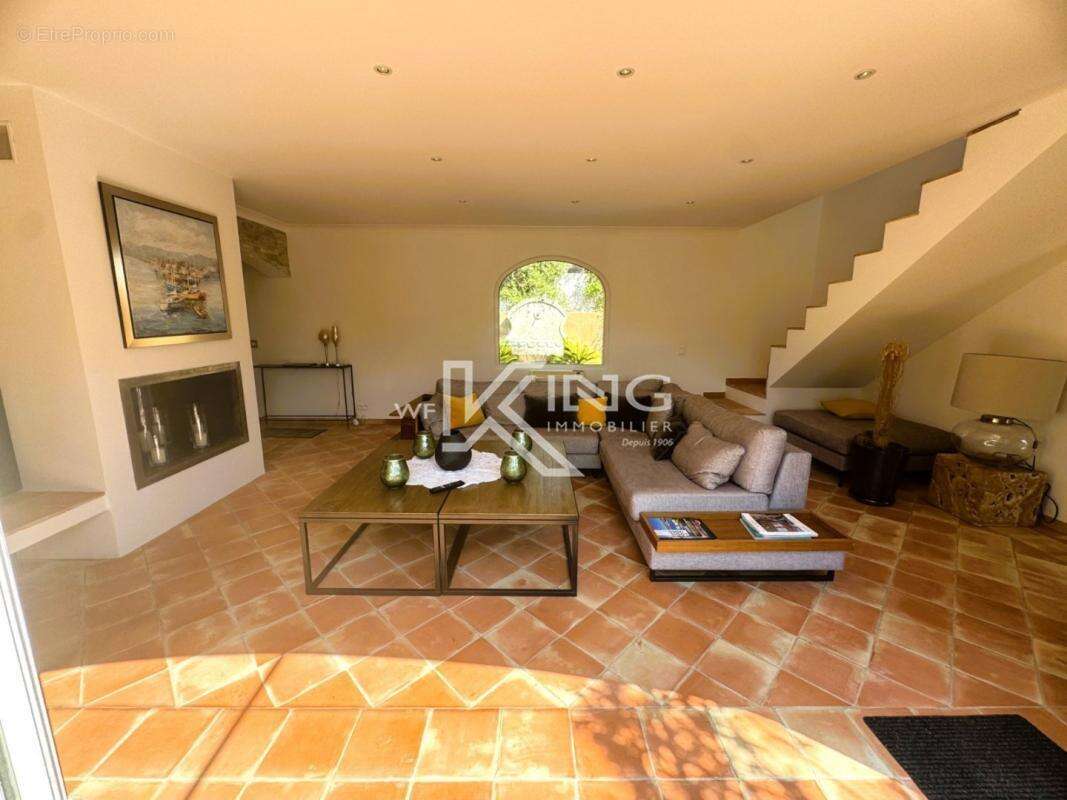 Villa Bastide avec 4 Suites Parentales, Piscine et Vue Dégagée - photo 5