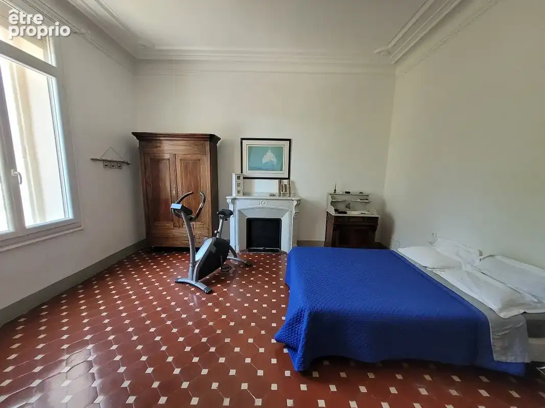 Superbe maison bourgeoise avec annexe, jardin et piscine. - photo 15