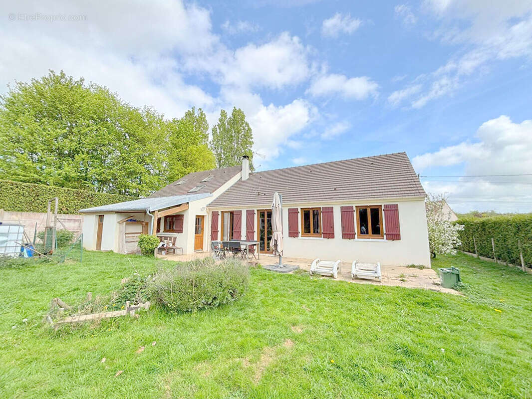 Maison à CHAUMONT-EN-VEXIN