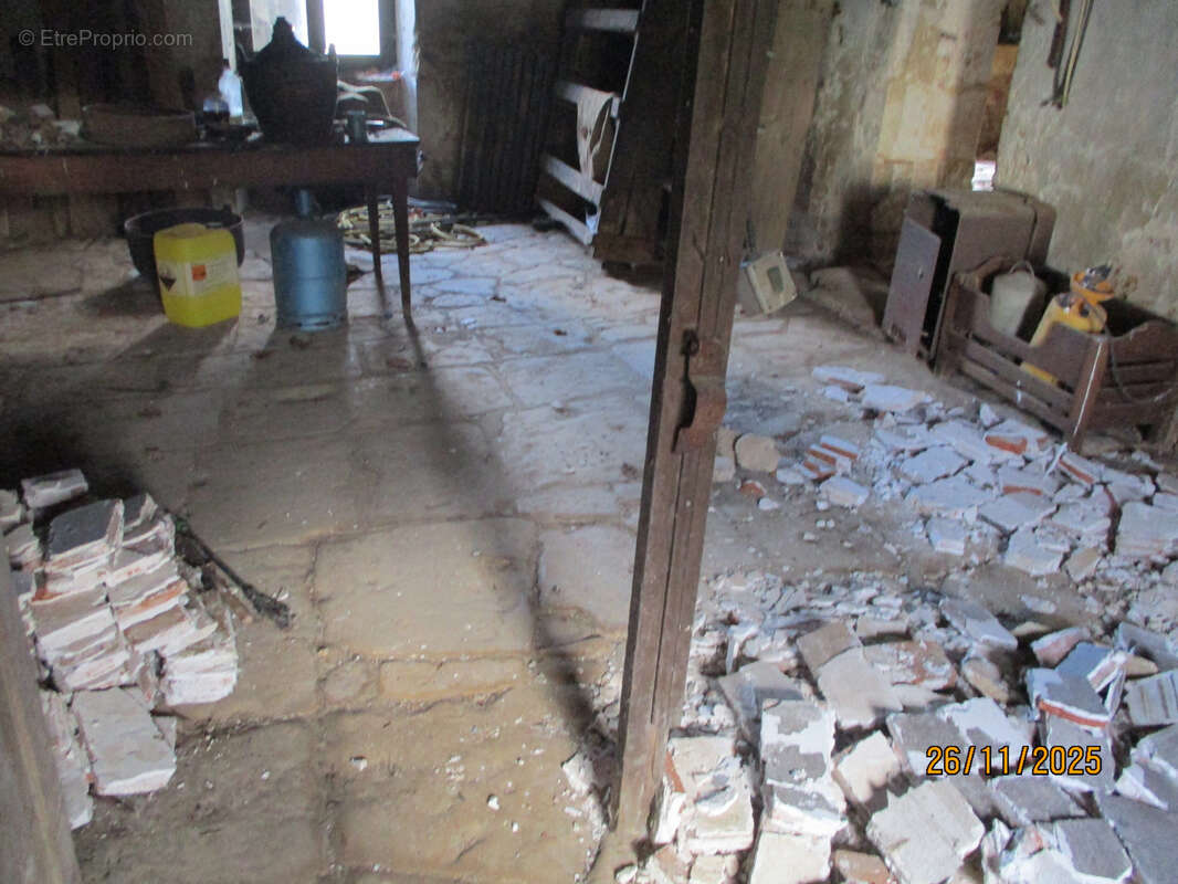 Maison à CEAUX-EN-COUHE