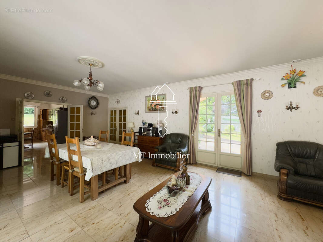 Maison 223 m² à Beaurainville  - photo 4