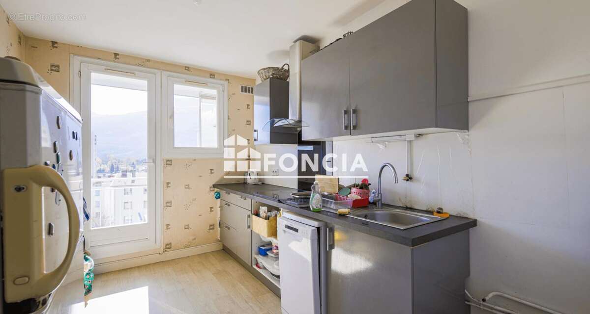 Appartement à SAINT-MARTIN-LE-VINOUX