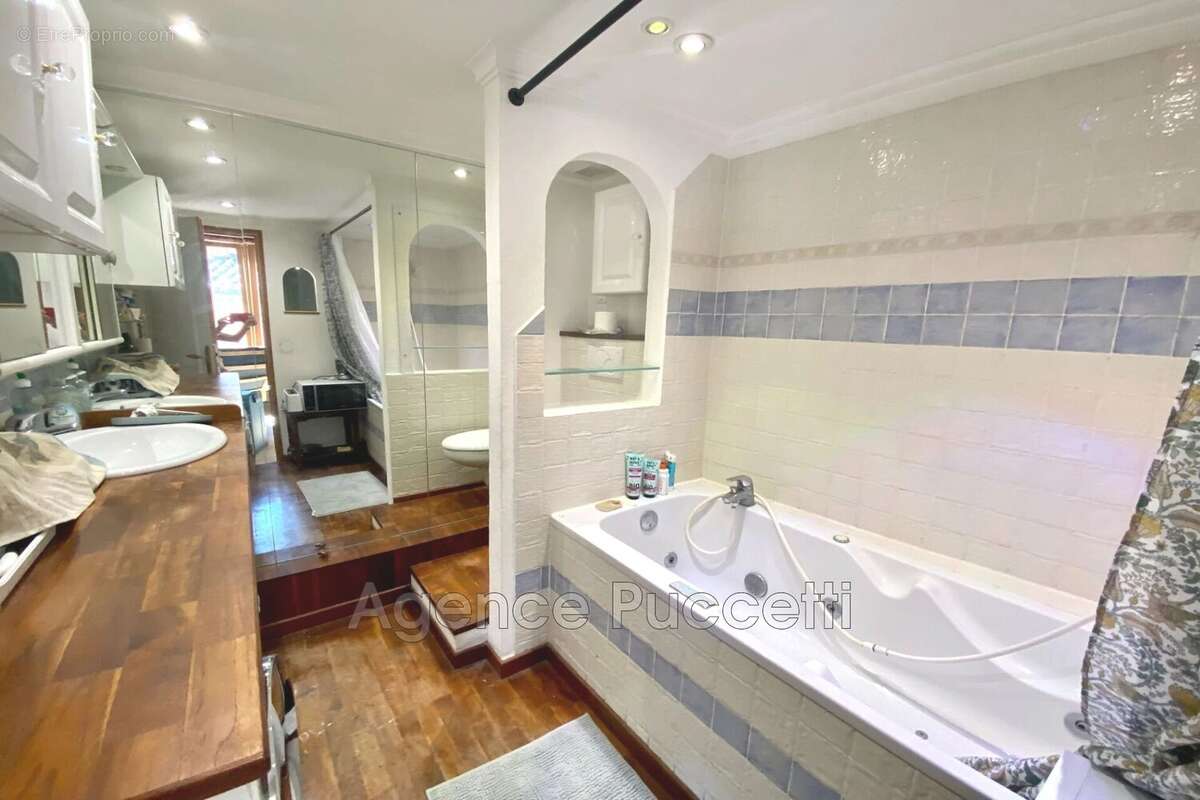 Appartement 42 m² à Vence  - photo 6