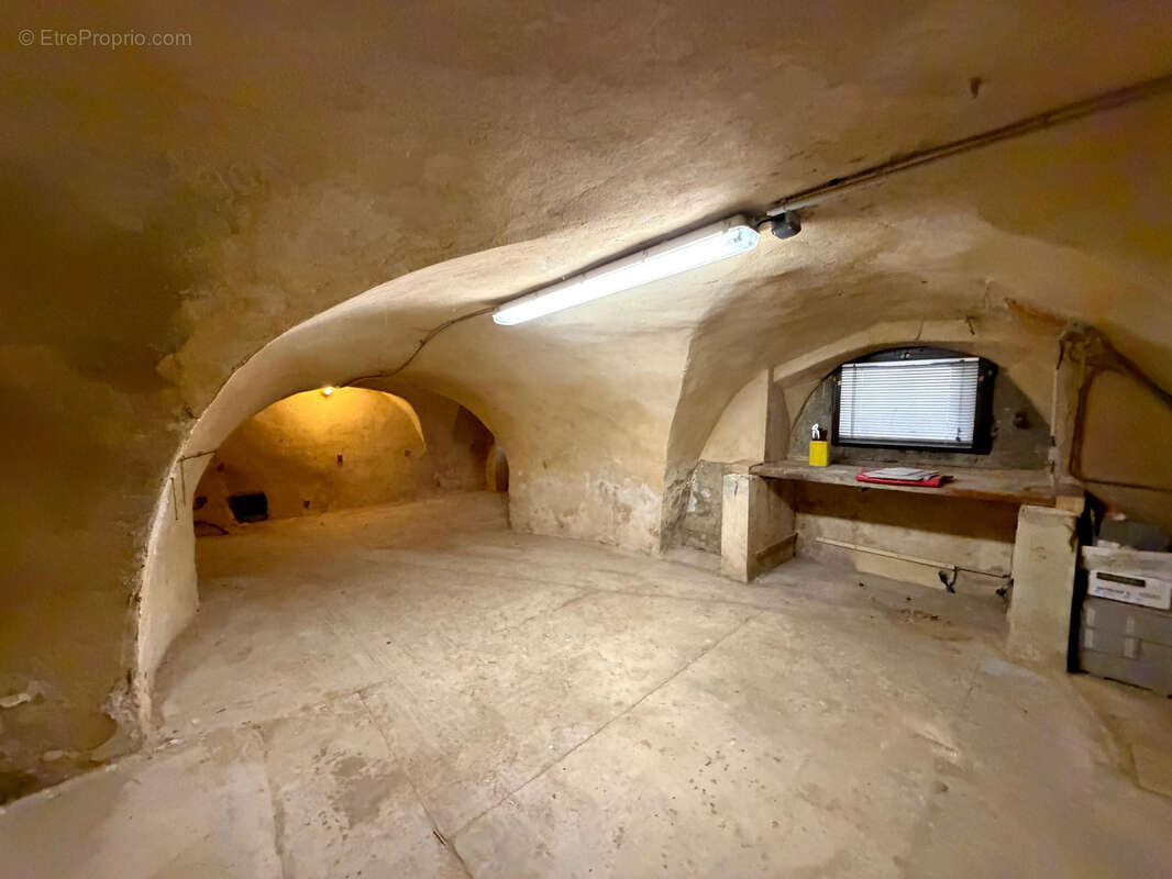 Maison à SAINT-QUENTIN-LA-POTERIE