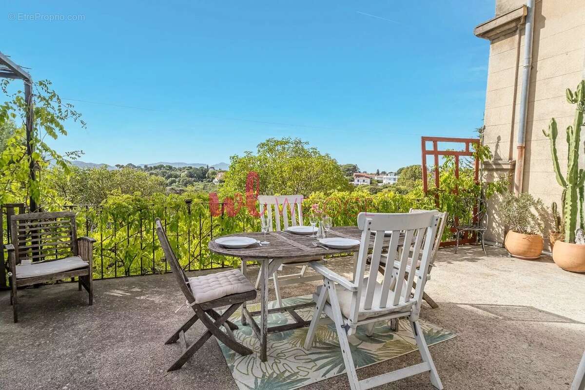 Appartement à MARSEILLE-12E