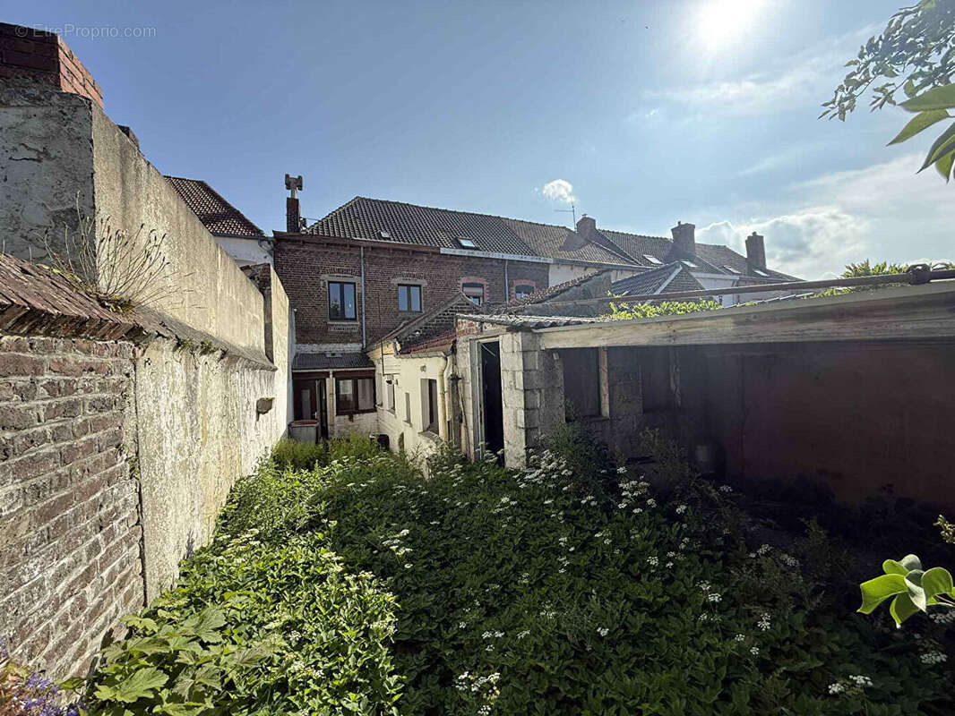 Maison à BRUAY-LA-BUISSIERE