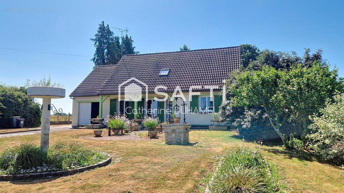 Photo 1 - Maison à PARON