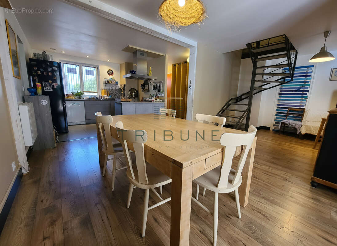 Maison à LE PASSAGE
