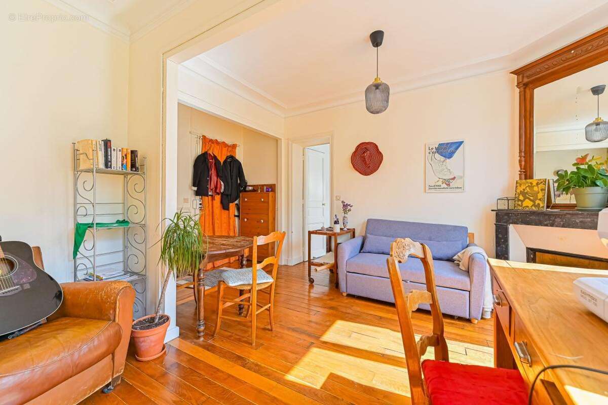 Appartement à PARIS-18E