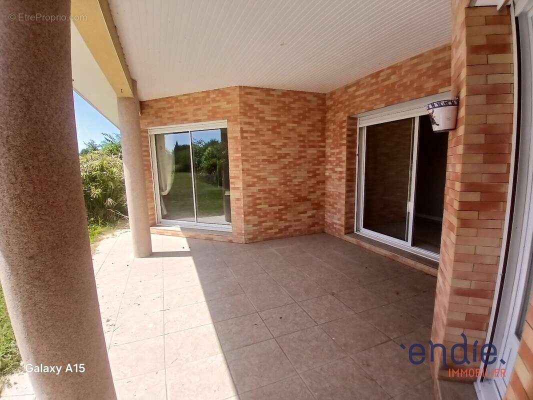 Maison à HAGETMAU