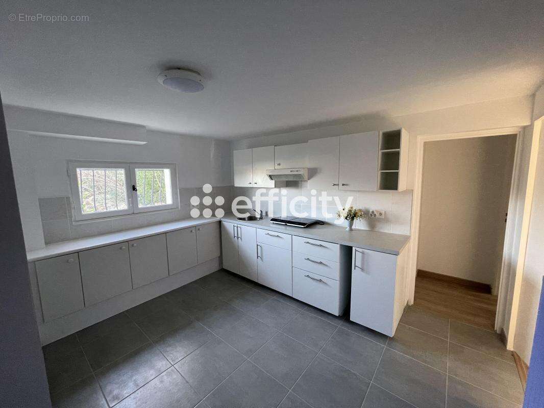 Maison 170 m² à Apt  - photo 16