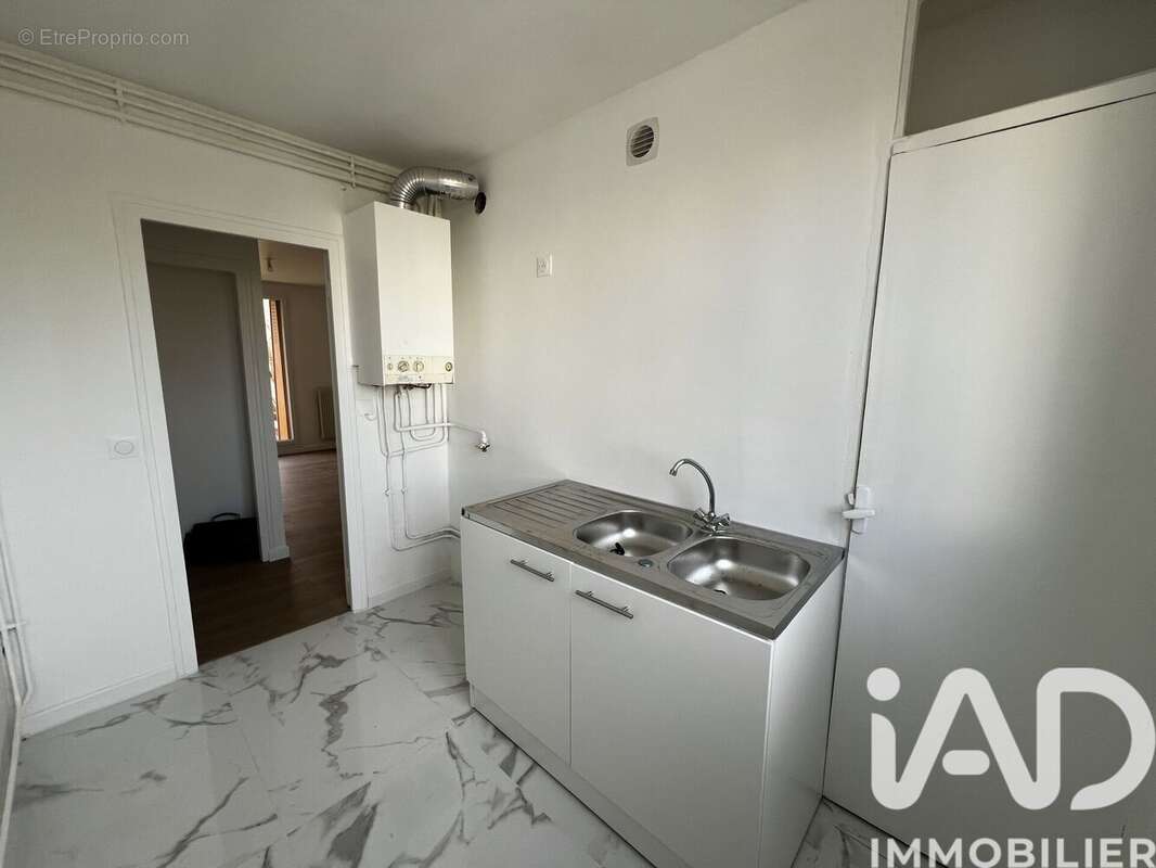 Photo 7 - Appartement à GARGES-LES-GONESSE