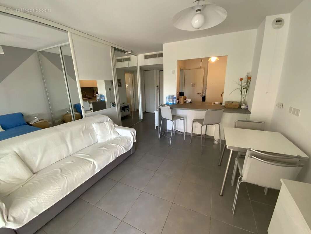 Exclusivite roquebrune cap martin quartier plage 2 pieces dernier etage avec garage fermé - photo 6