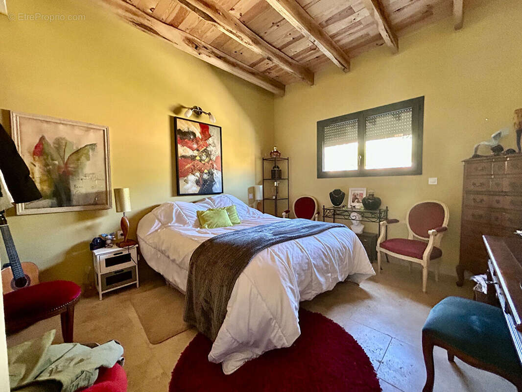 Maison à SAINT-PIERRE-LAFEUILLE