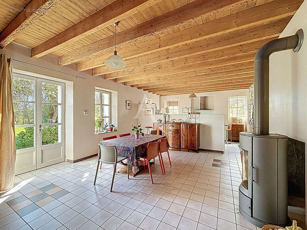 Maison à SAINT-AUGUSTIN-DES-BOIS