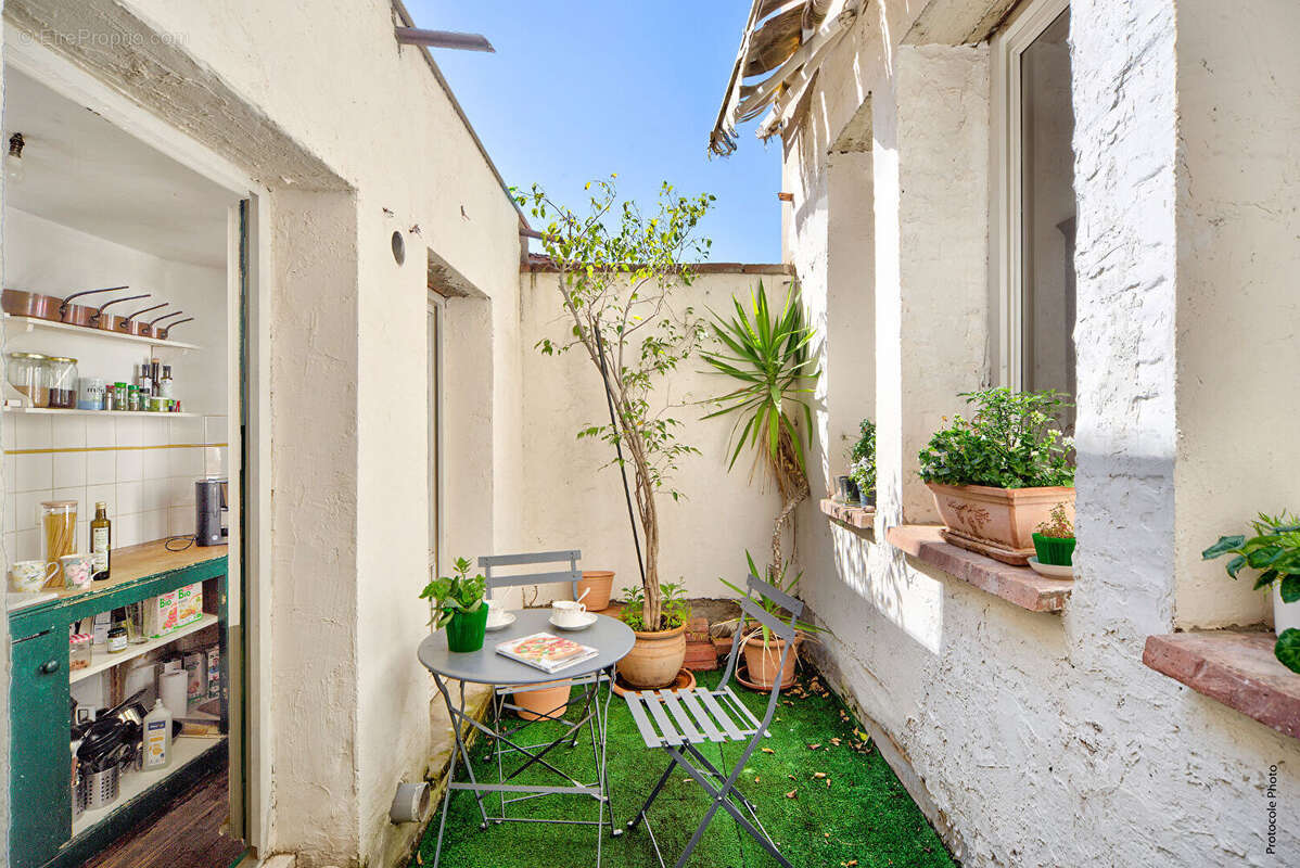 Maison aux Chalets T6 de 143 m2 avec garage studio indépendant et terrasses - photo 7