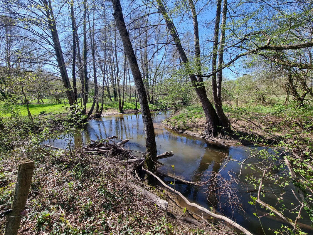 Maison à CHASSIGNOLLES