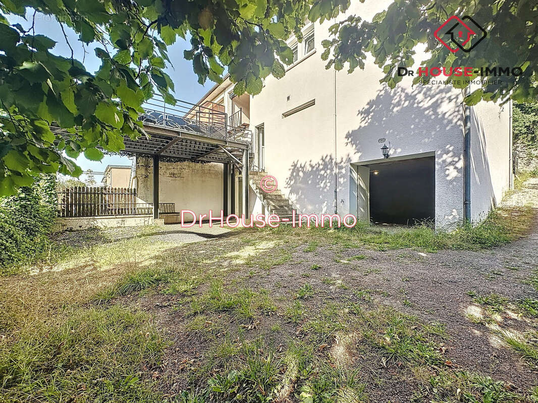 Maison à CHAMPCEVINEL