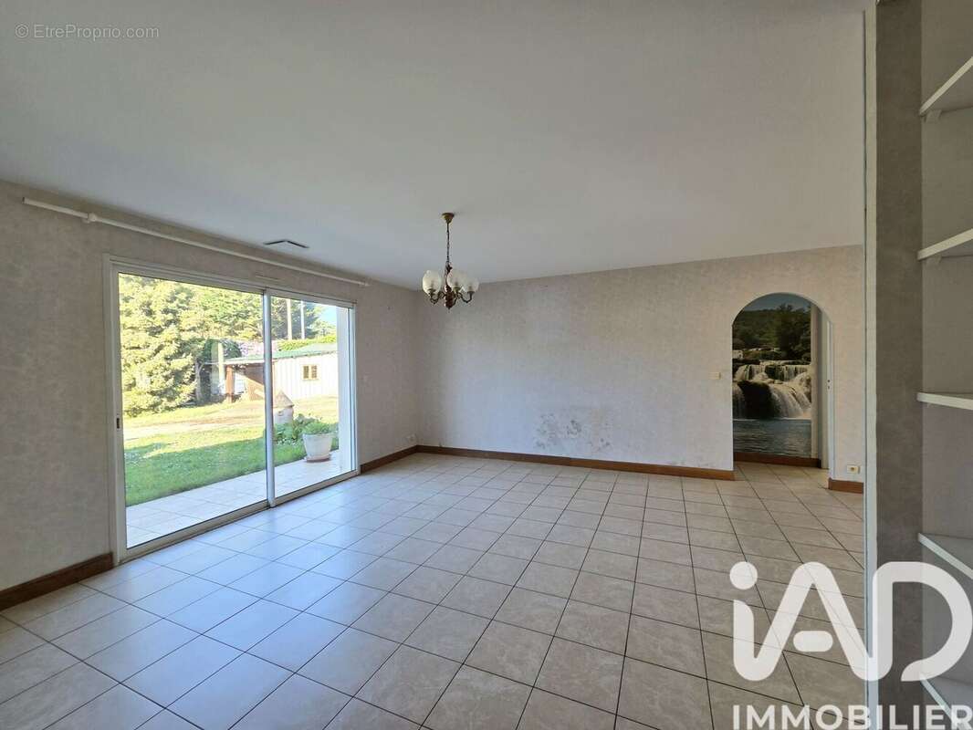 Photo 3 - Maison à AVANTON