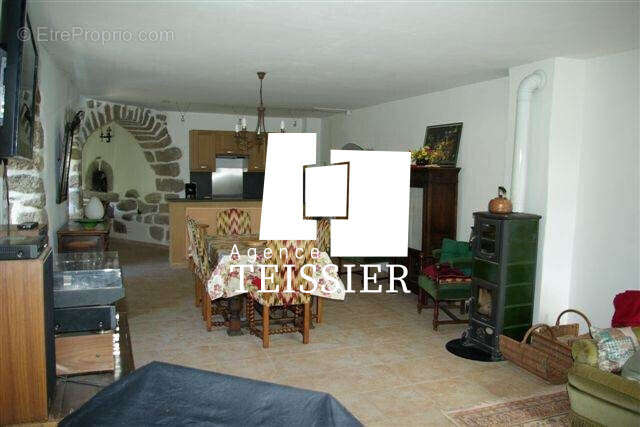 Maison à MALARCE-SUR-LA-THINES