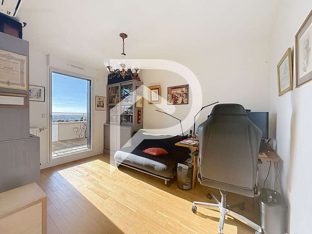 Appartement à CHAMPIGNY-SUR-MARNE