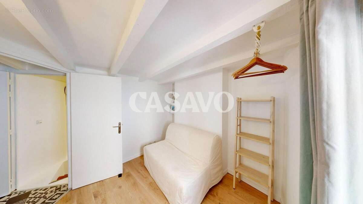 Appartement à MARSEILLE-1E