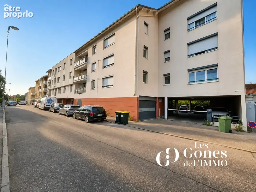 DERNIER ETAGE - T4- 93m2 - Terrasse- Garage en sus du prix - photo 4
