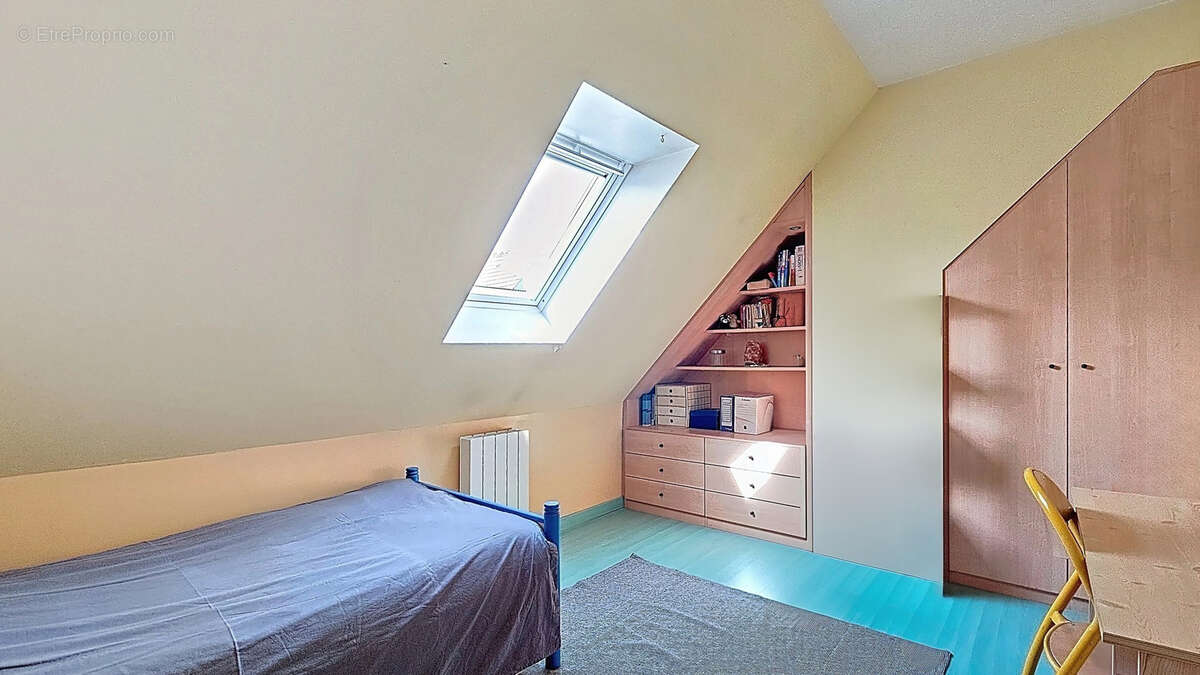 Maison à CHAMPS-SUR-MARNE