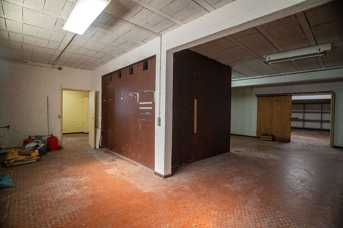 Maison à SAINTE-GENEVIEVE-DES-BOIS