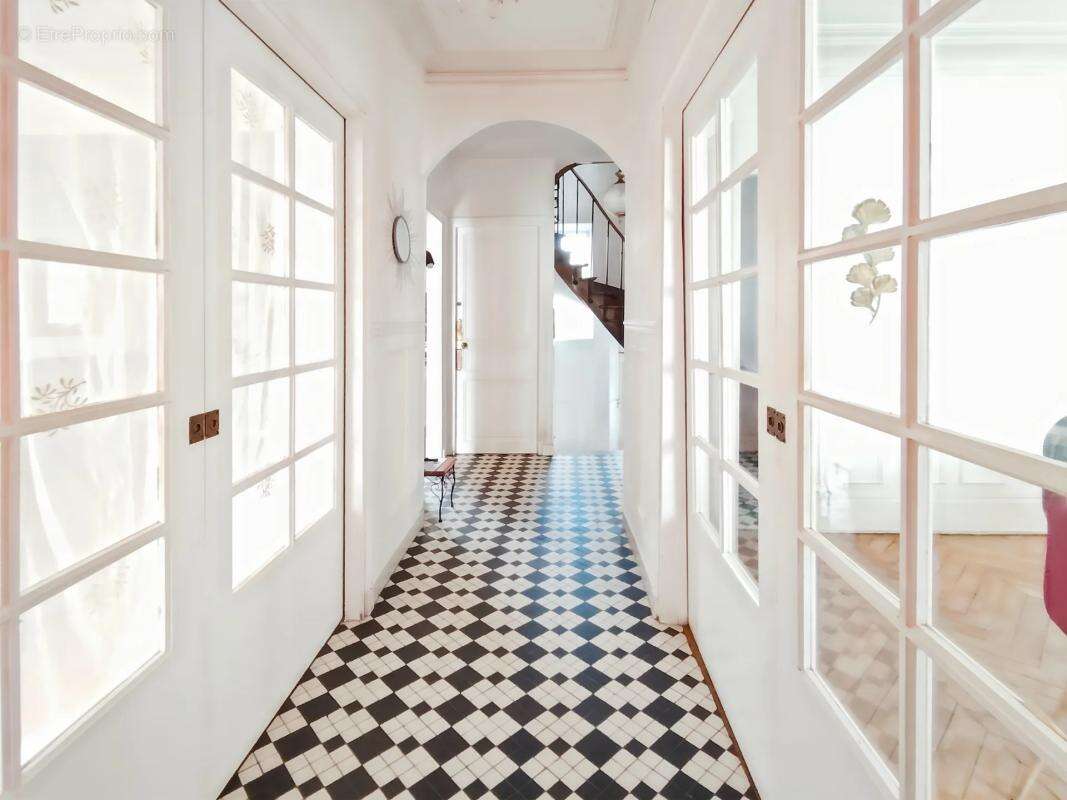Maison à SAINT-PIERRE-LES-NEMOURS