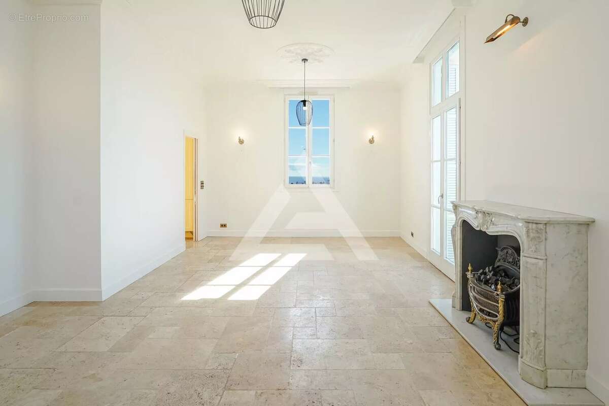 Appartement à BEAULIEU-SUR-MER