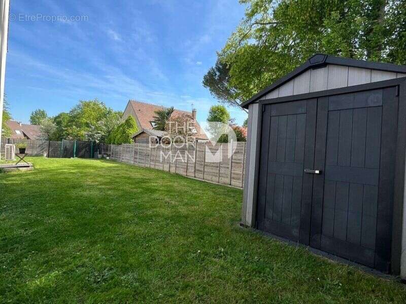 Maison à LIMOURS