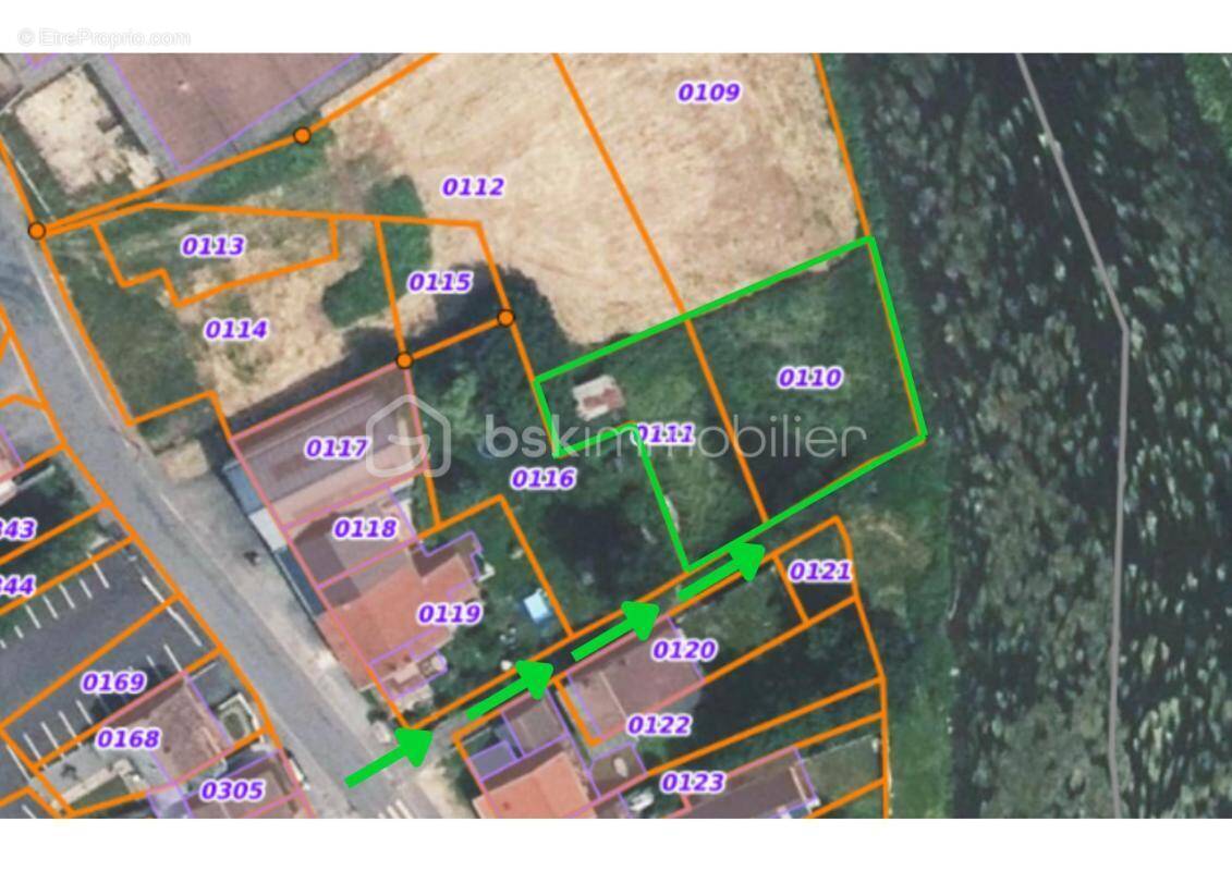 Terrain à LES HAUTES-RIVIERES