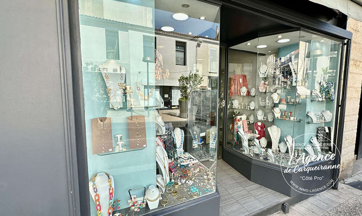 Commerce à HYERES