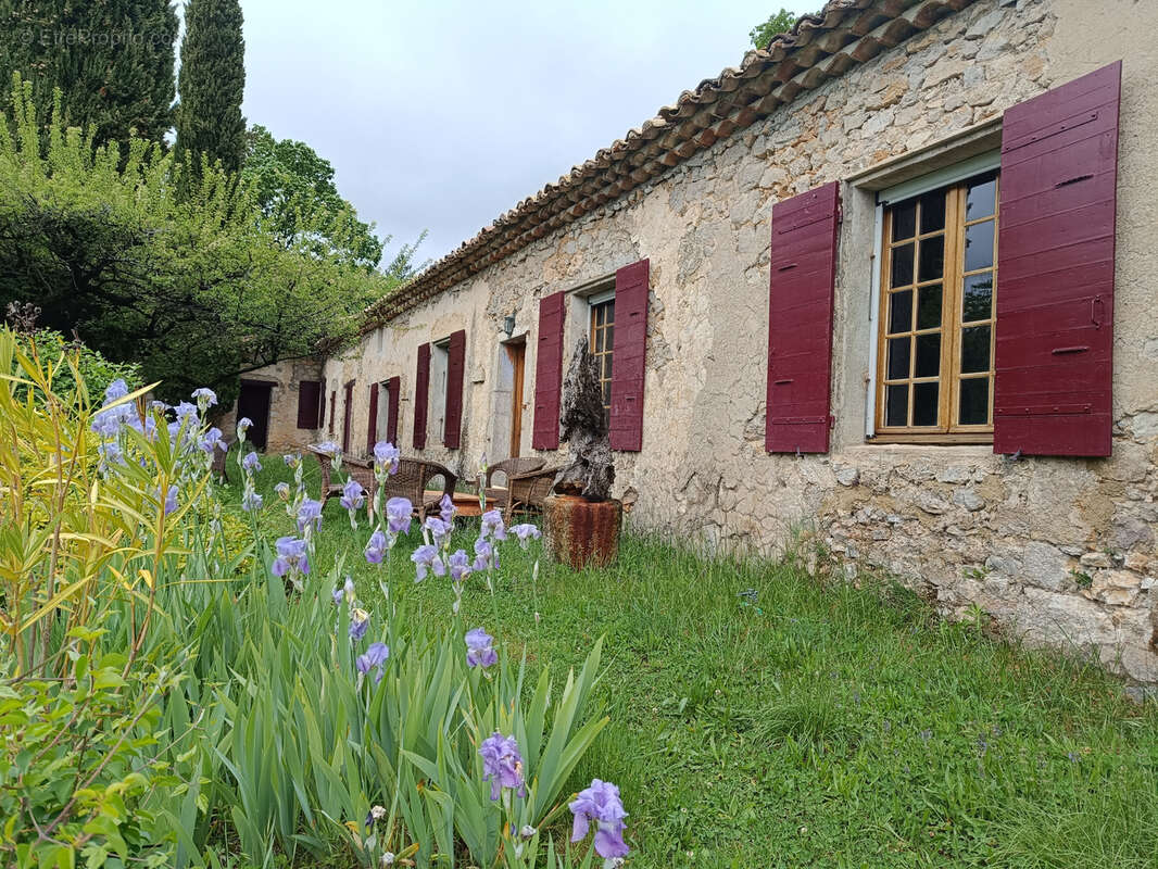 Maison à VAISON-LA-ROMAINE