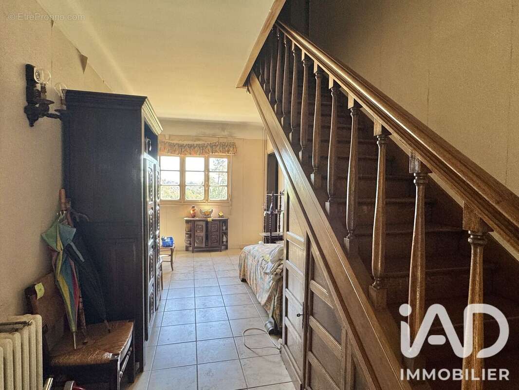 Maison 125 m² à Saint-Fargeau-Ponthierry  - photo 4