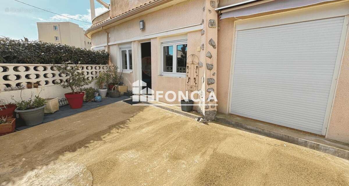 NARBONNE PLAGE — T2 lumineux avec jardin privatif de 80 m², stationnement 2 véhicules, à deux pas de la plage - photo 4