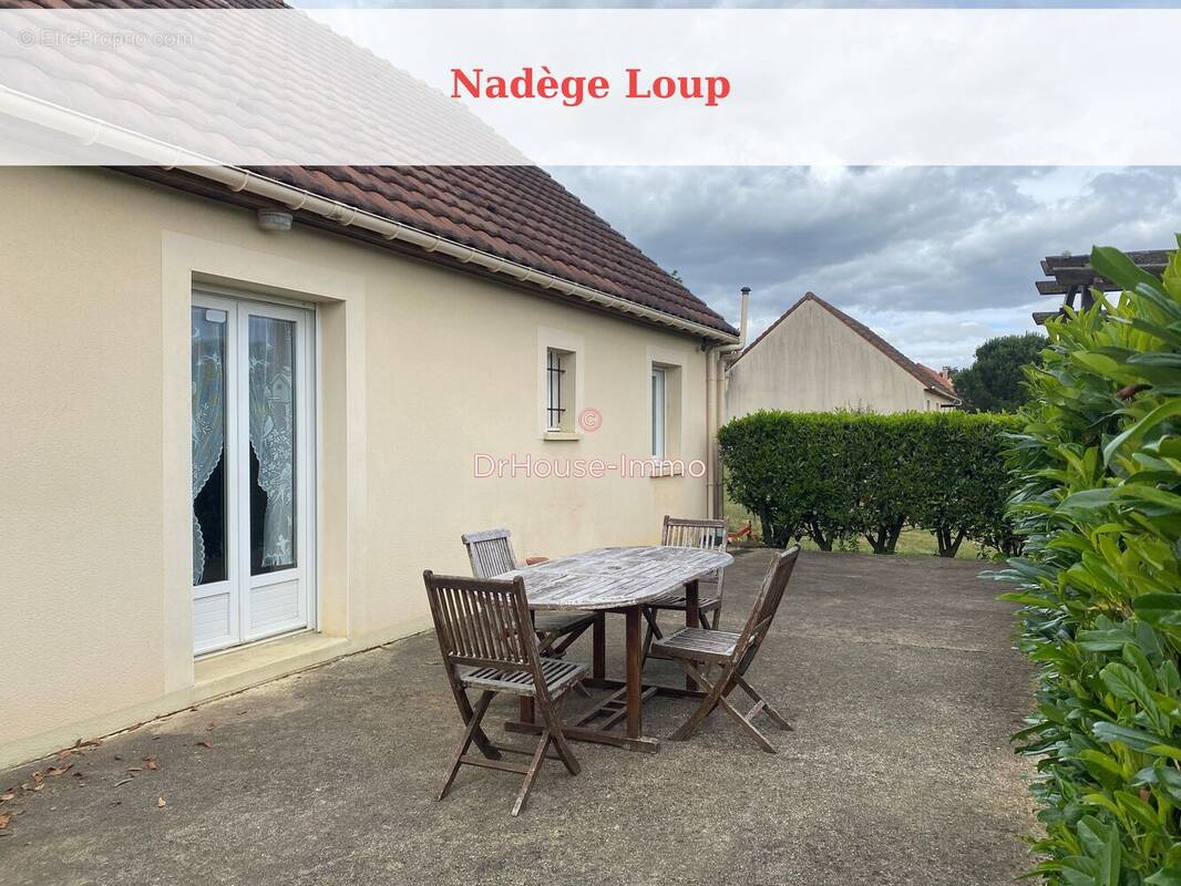 Maison à TOUCY