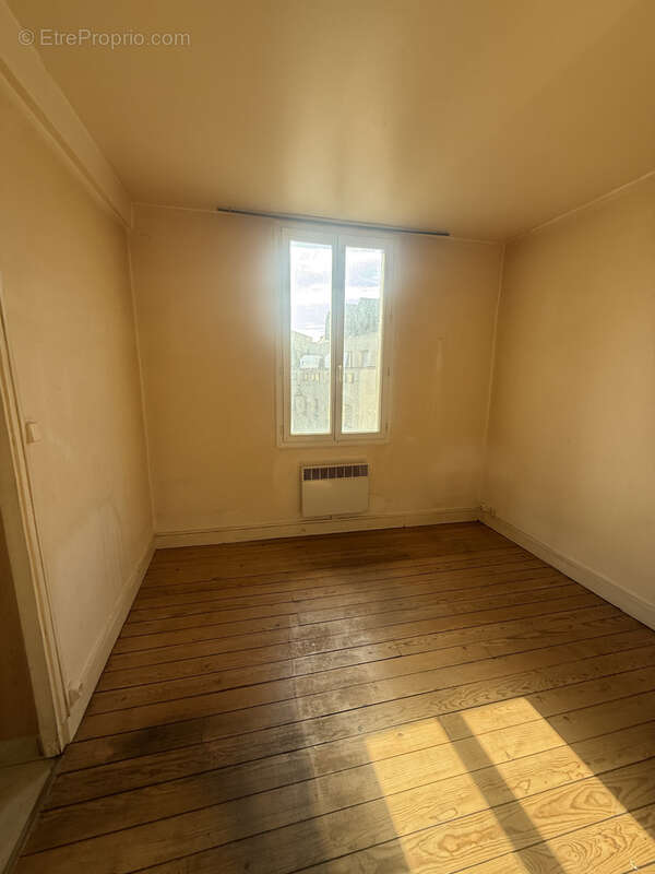 Appartement T1 Victoire à rafraîchir - photo 4
