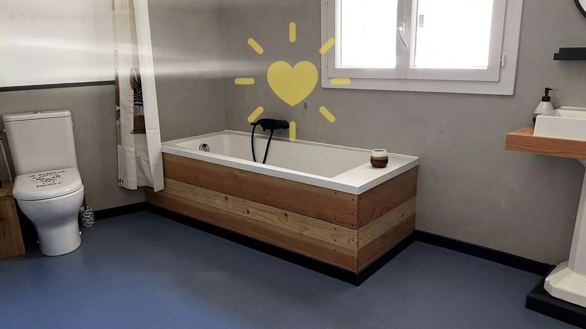 Appartement à CLAVIERS