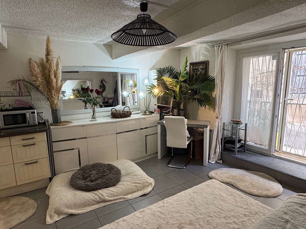 Maison à LEZIGNAN-CORBIERES